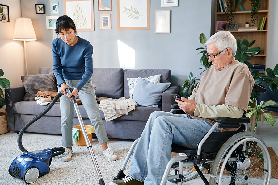 Supported Independent Living Brisbane participant and support worker - SIl Provider Brisbane
